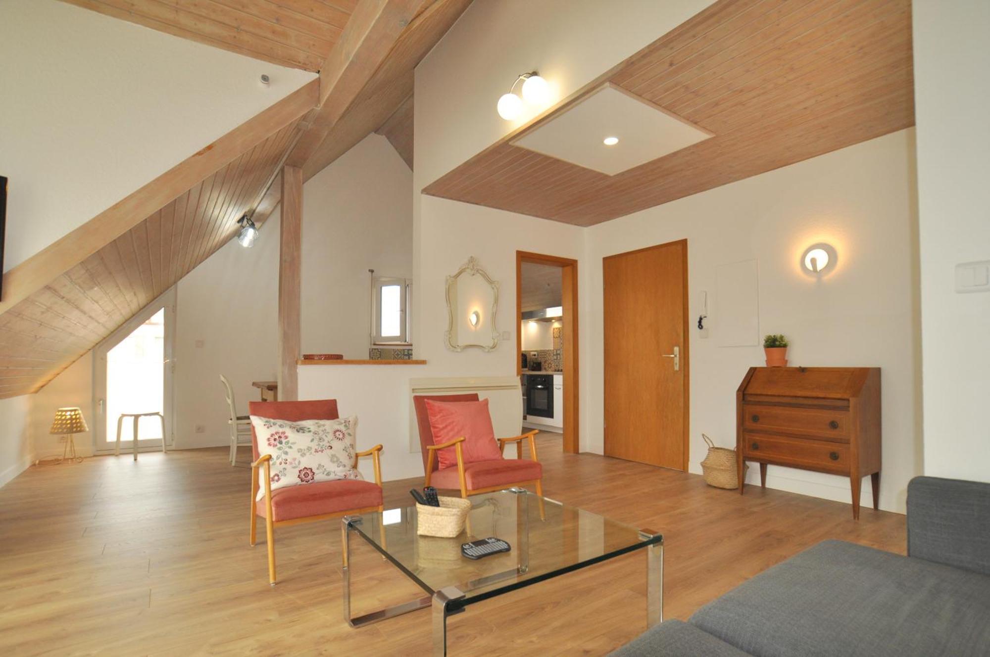 Апартаменты L'Hirondelle - Charming Flat - Блоцхейм Экстерьер фото
